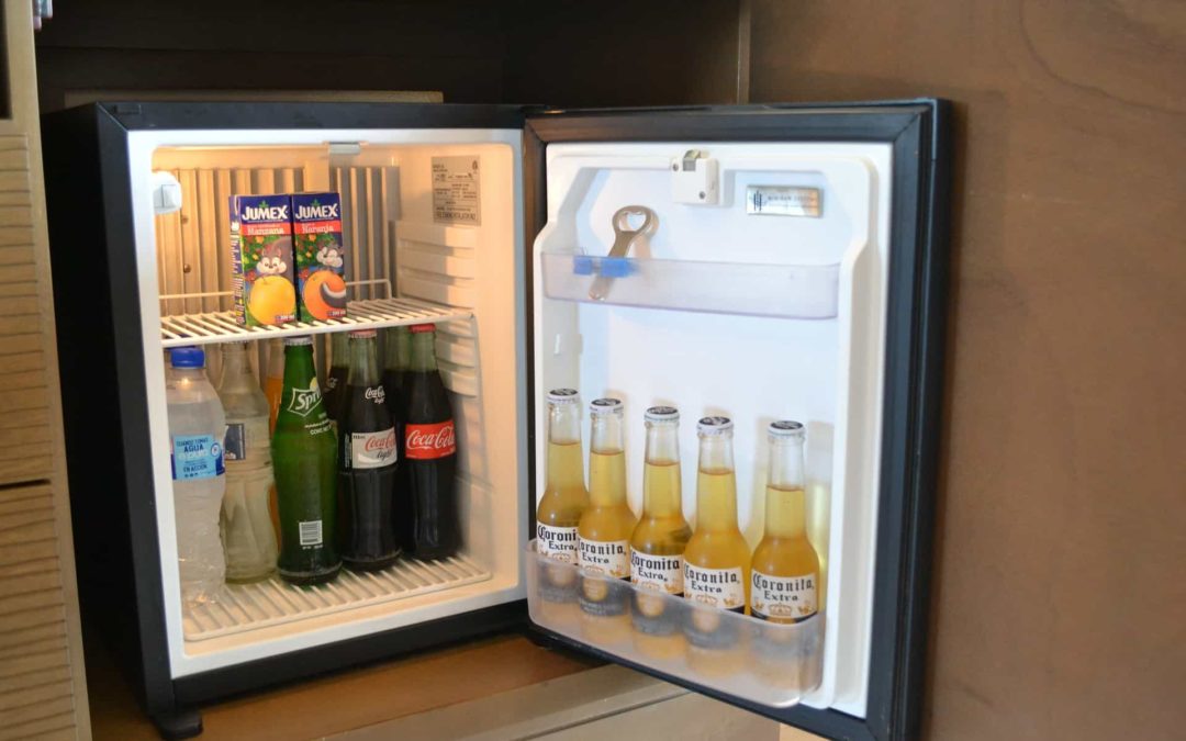 Produtos no frigobar: vantagens e desvantagens
